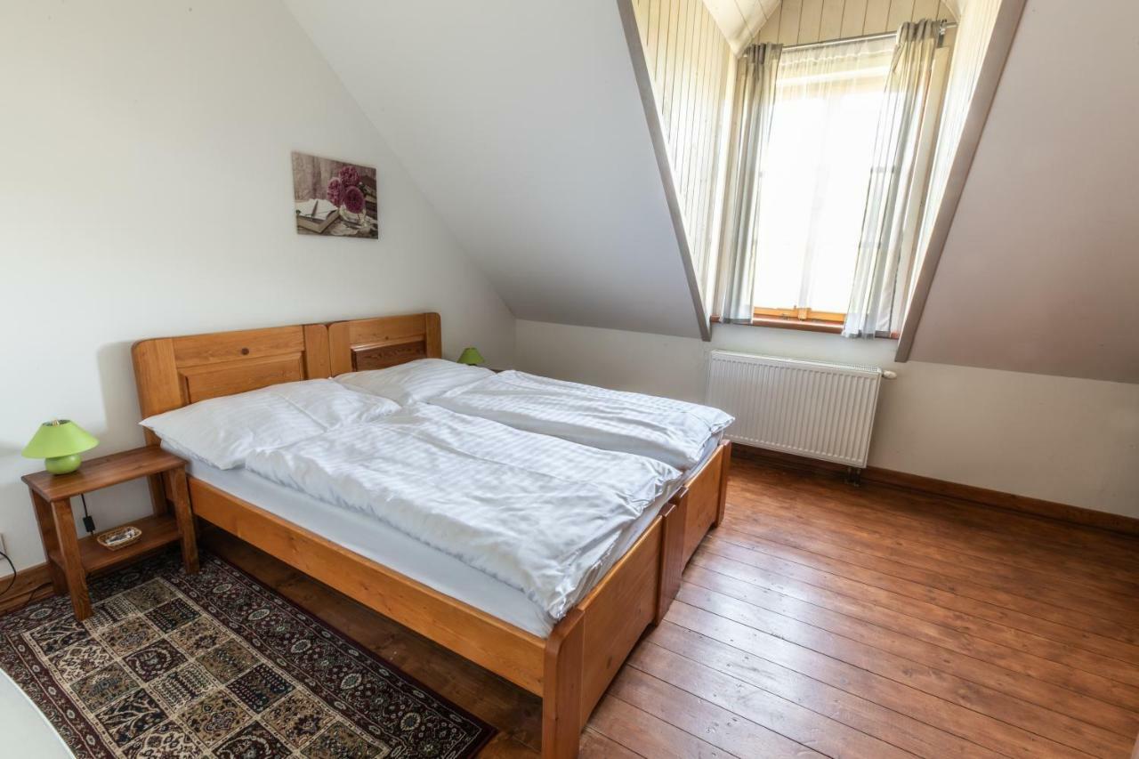 Penzion Dvůr Krasíkov Kokasice Exterior foto